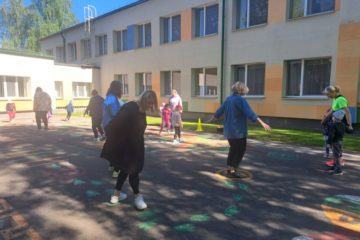 Dānijas pedagogi viesojās Daugavpils 27PII 76