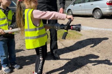 Drošības stunda valsts ugunsdzēsības un glābšanas dienestā 12